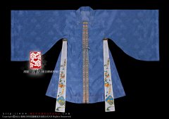 国足对手丨日韩用东亚杯考察新人